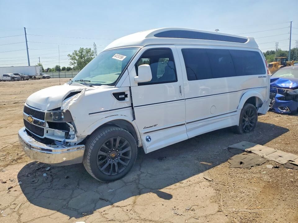 2022 CHEVROLET Express