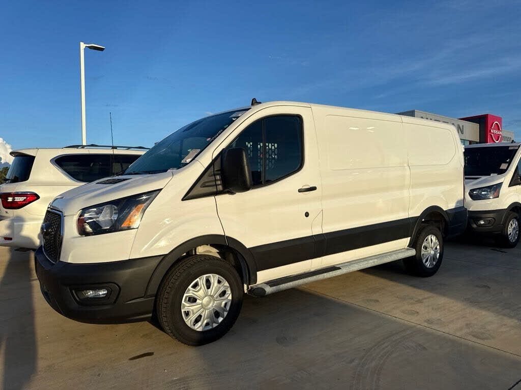 2025 FORD Transit