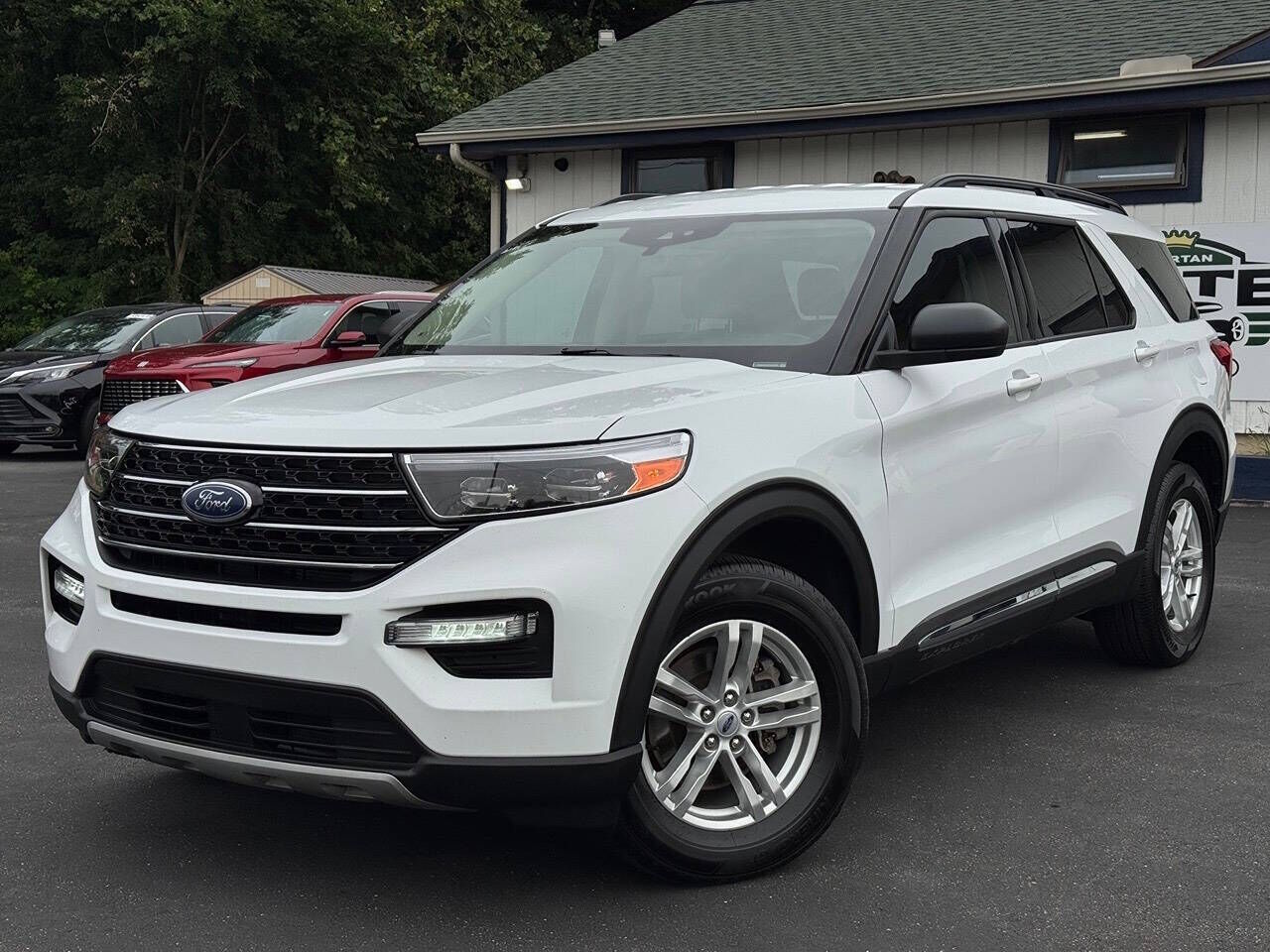 2023 FORD Explorer