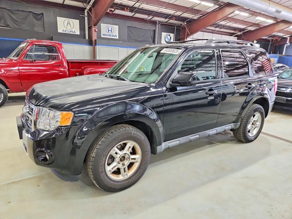 2010 FORD Escape