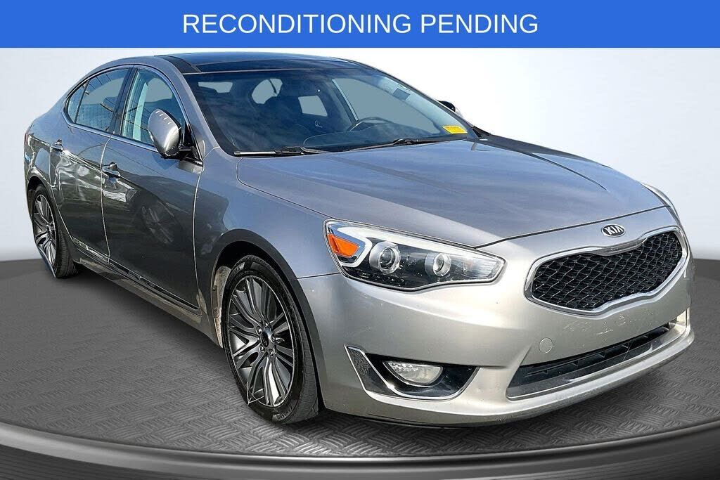 2014 KIA Cadenza