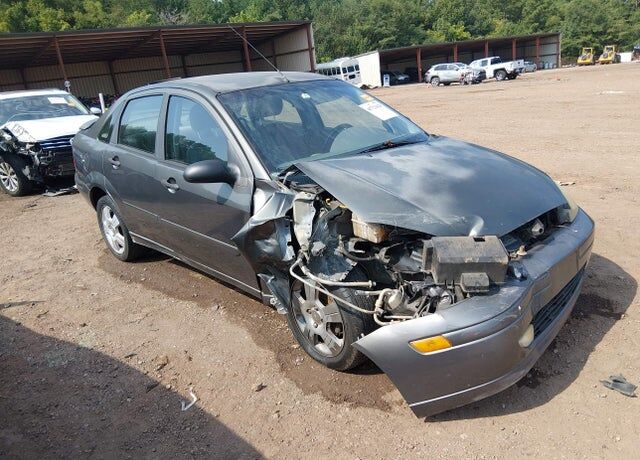 2004 FORD Focus