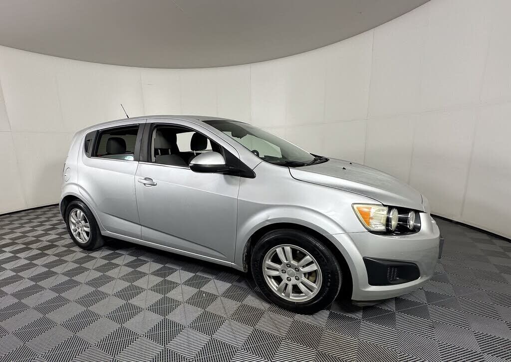2013 CHEVROLET Sonic
