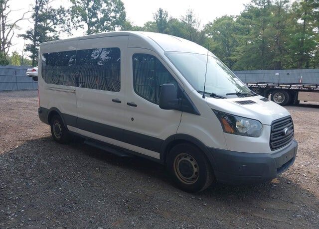 2015 FORD Transit
