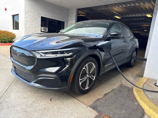2022 FORD Mach-E