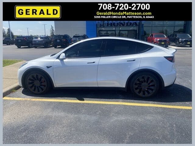 2022 TESLA Model Y
