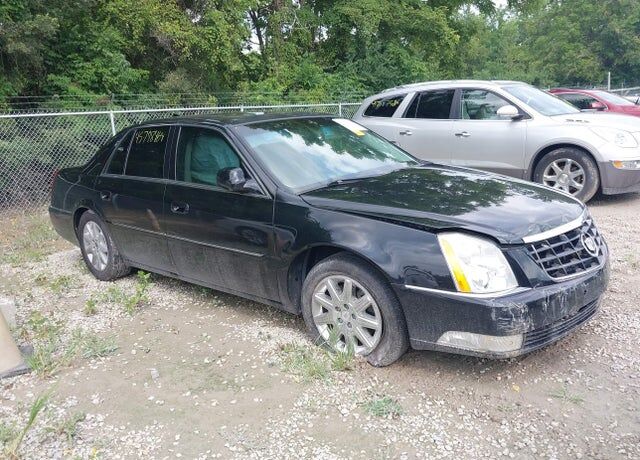 2011 CADILLAC DTS
