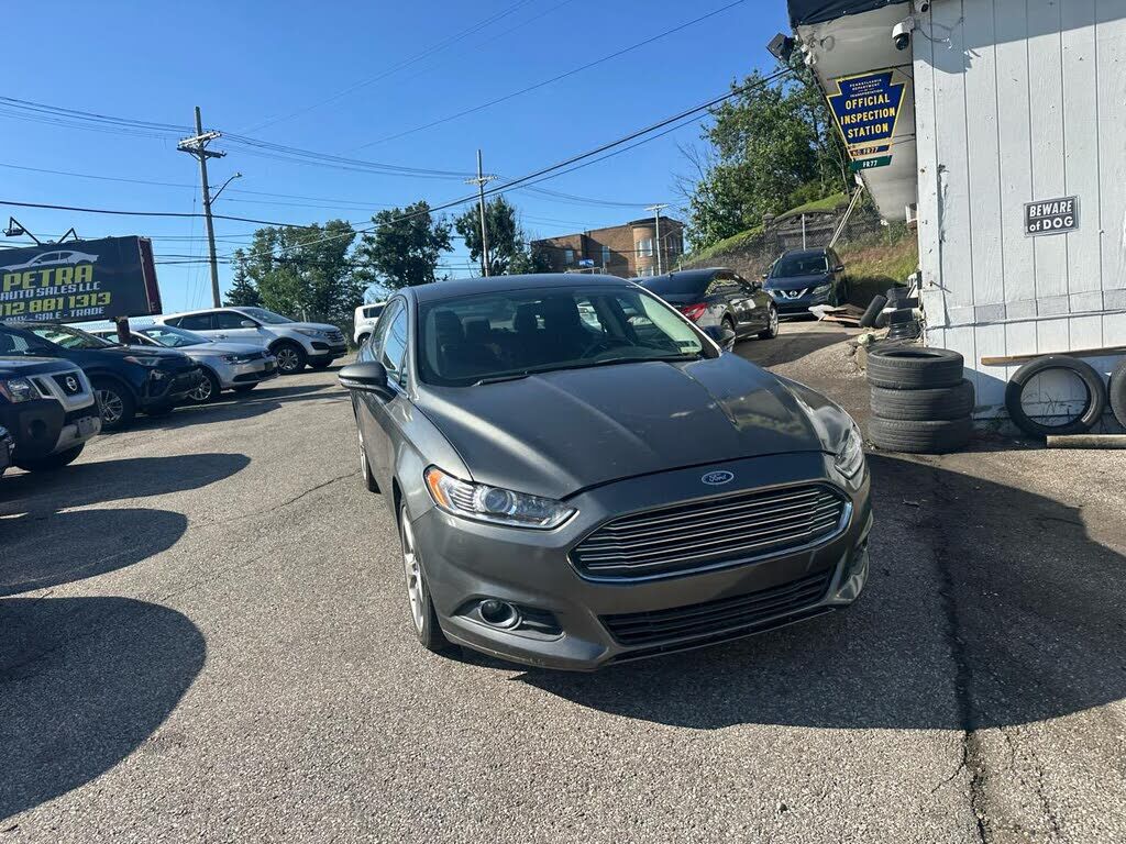 2015 FORD Fusion