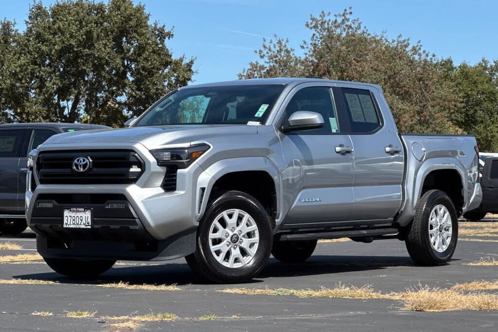 2025 TOYOTA Tacoma