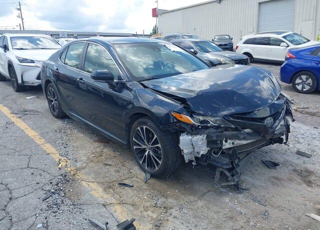 2018 TOYOTA Camry