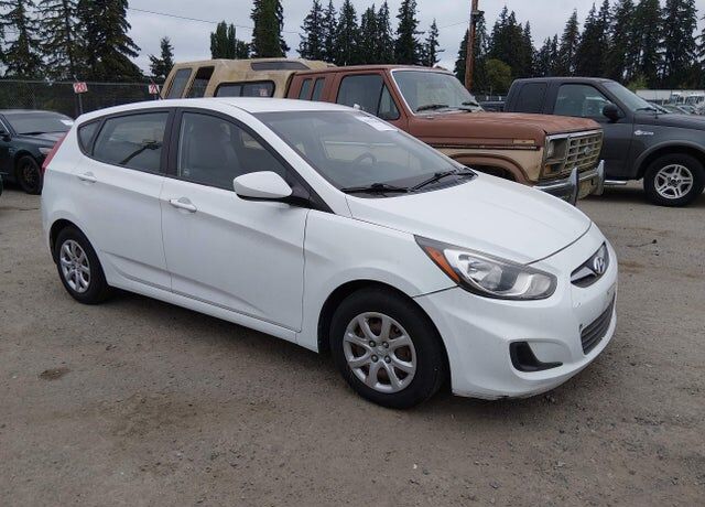 2014 HYUNDAI Accent