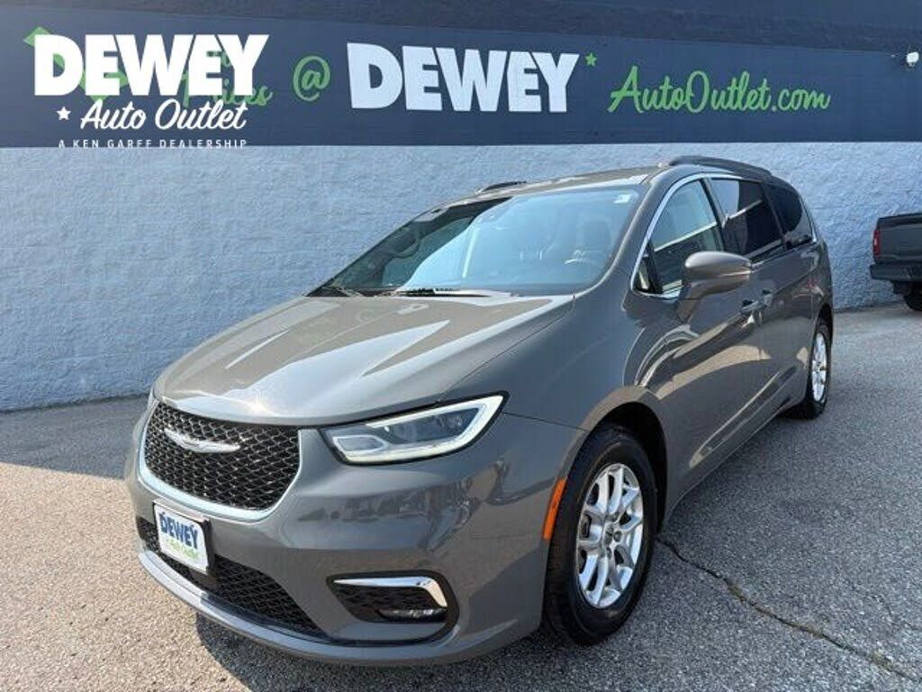 2022 CHRYSLER Pacifica