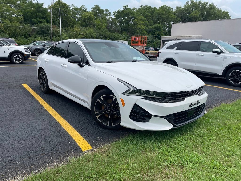 2022 KIA K5