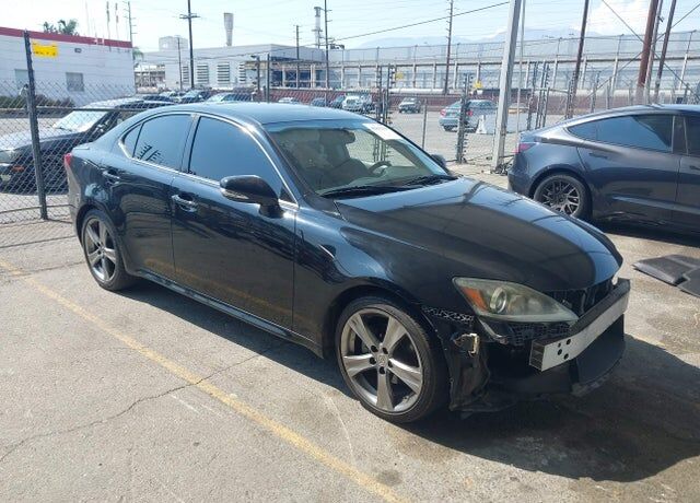 2011 LEXUS IS