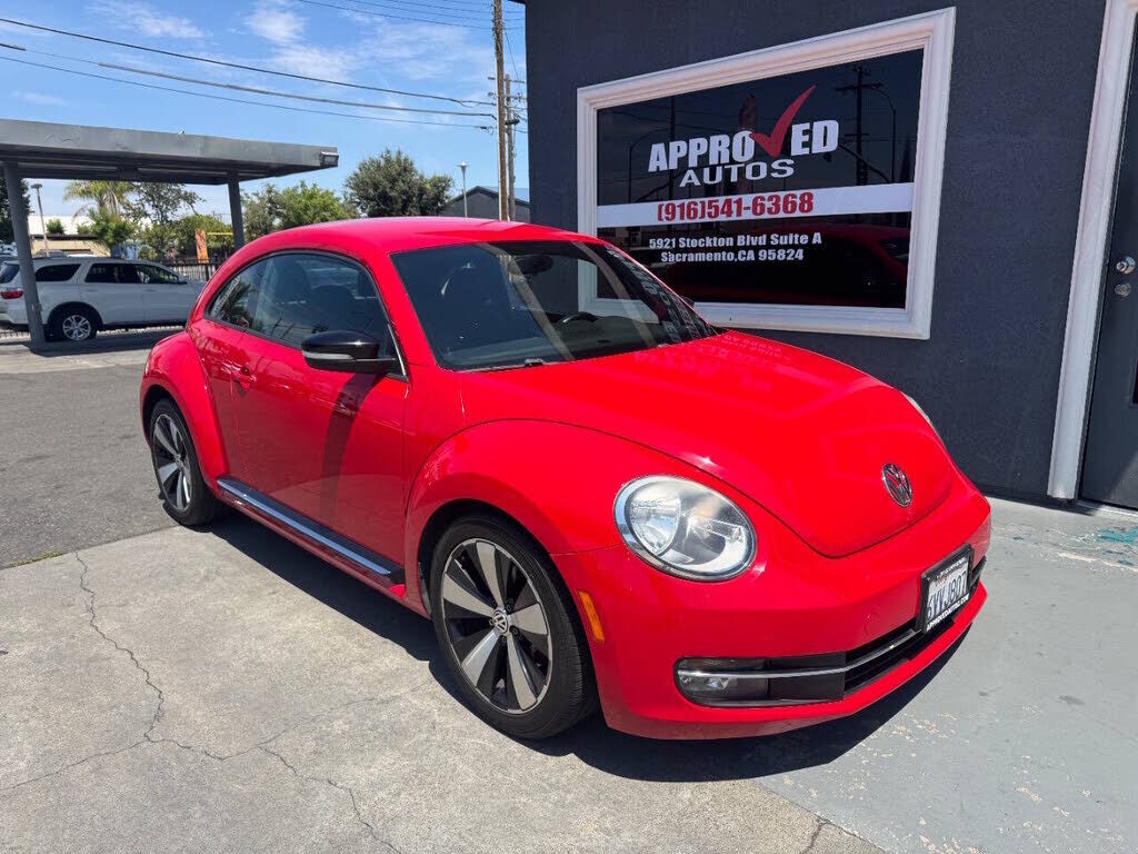 2012 VOLKSWAGEN Beetle