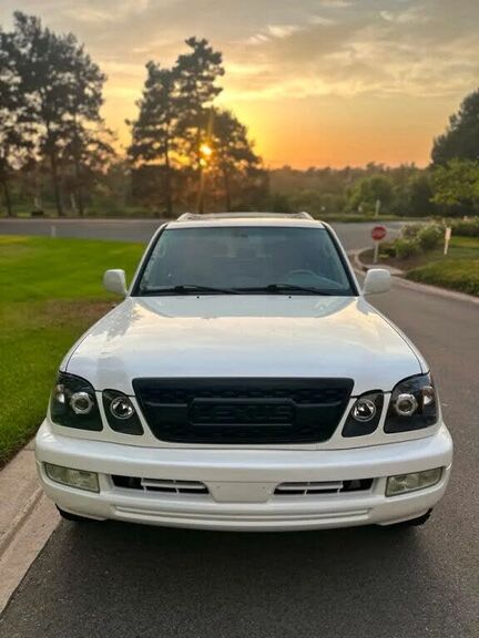 2005 LEXUS LX