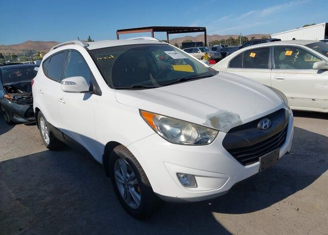 2013 HYUNDAI Tucson