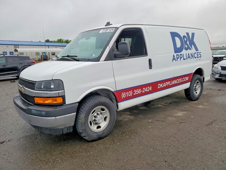 2021 CHEVROLET Express