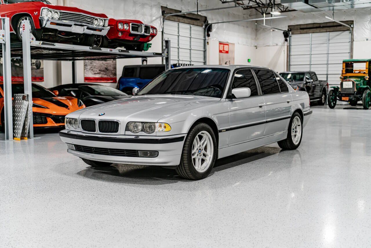 2001 BMW 7 Series