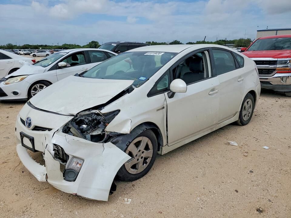 2011 TOYOTA PRIUS