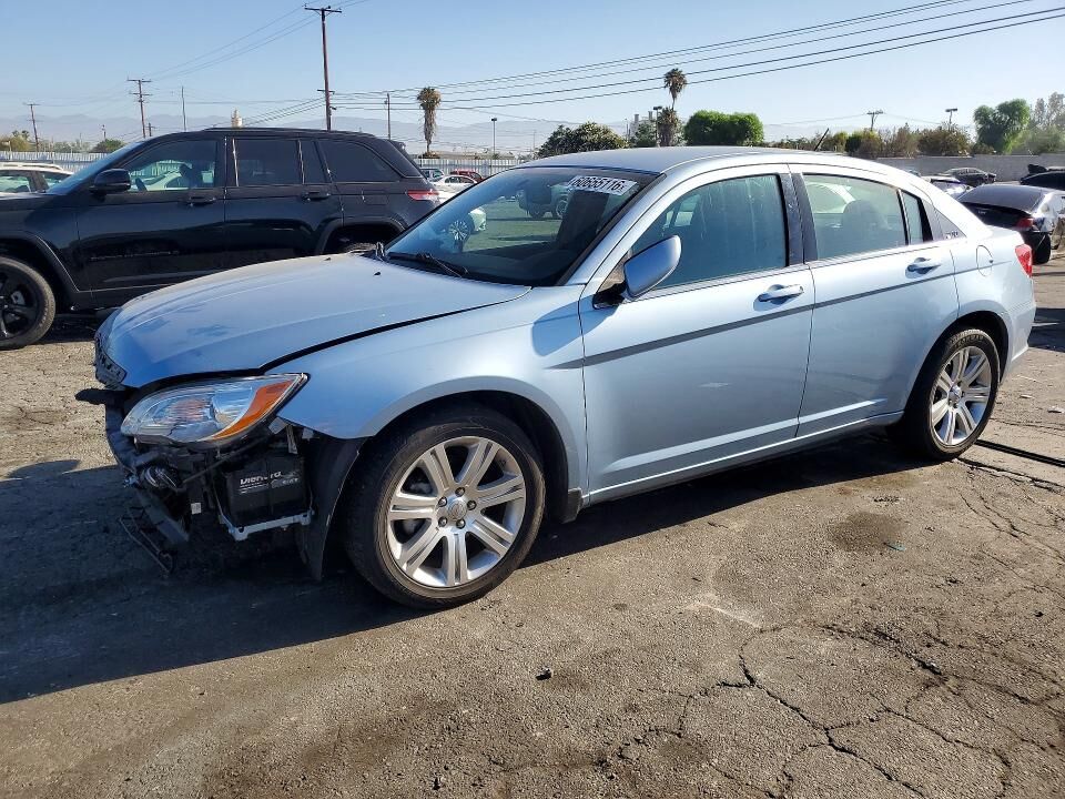 2012 CHRYSLER 200