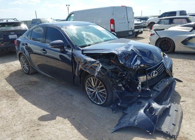 2014 LEXUS IS