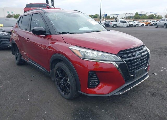 2024 NISSAN Kicks