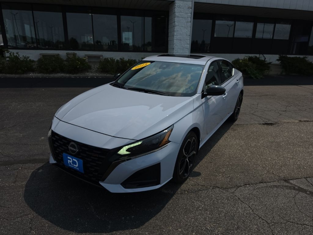 2023 NISSAN Altima