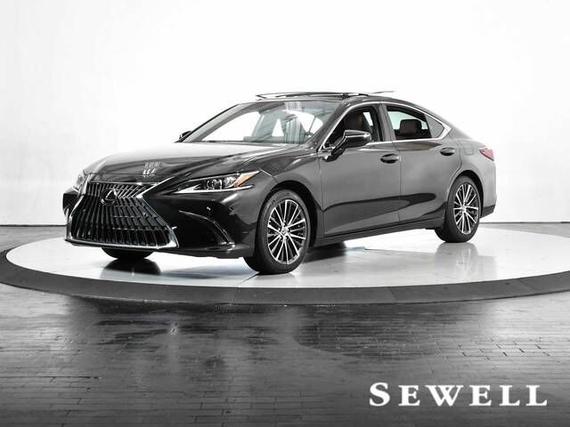 2025 LEXUS ES