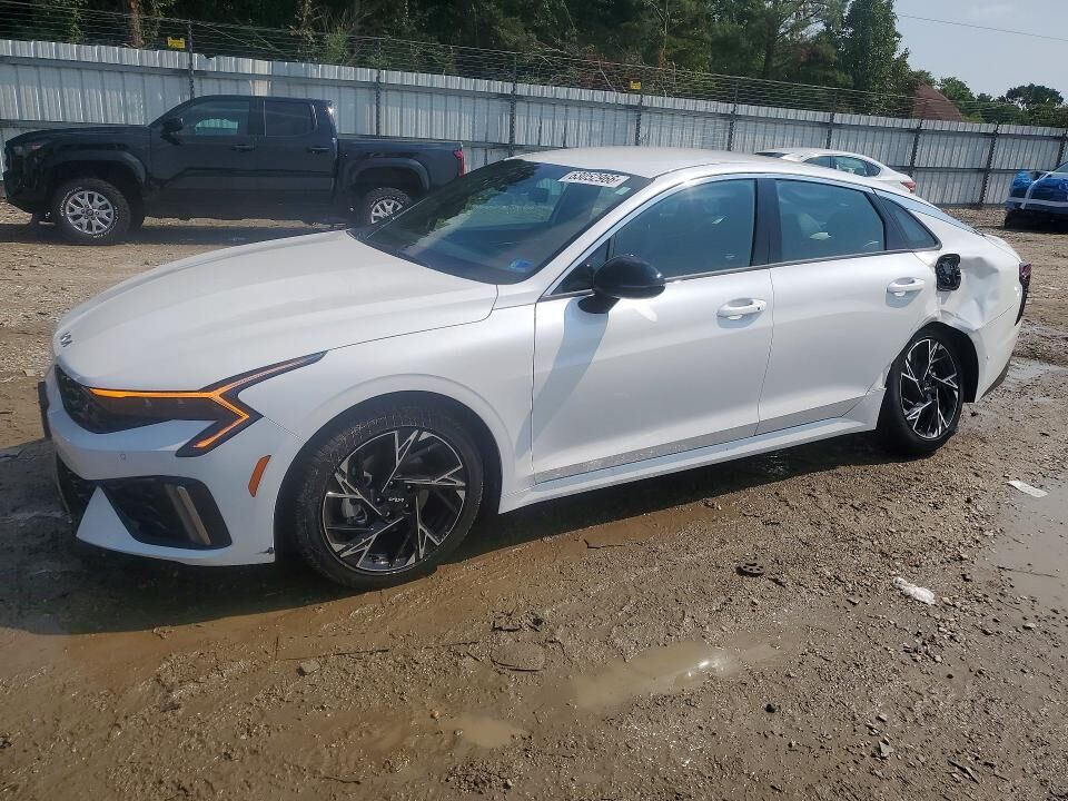 2026 KIA K5