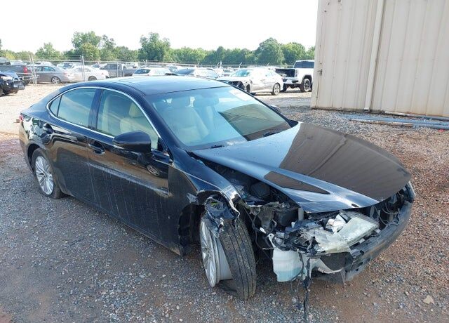 2013 LEXUS ES