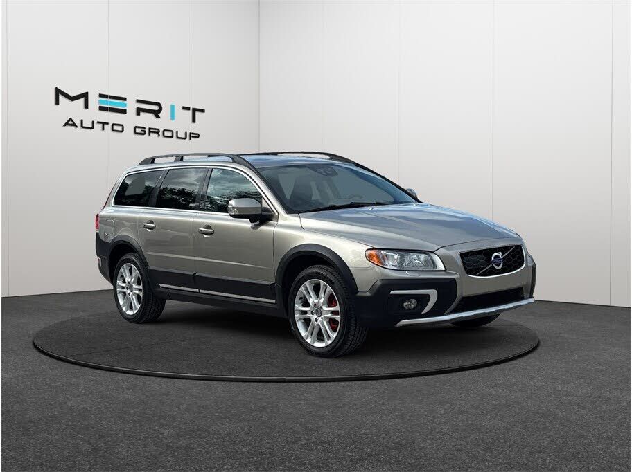 2016 VOLVO XC70