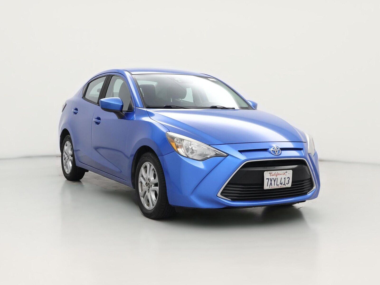 2017 TOYOTA Yaris