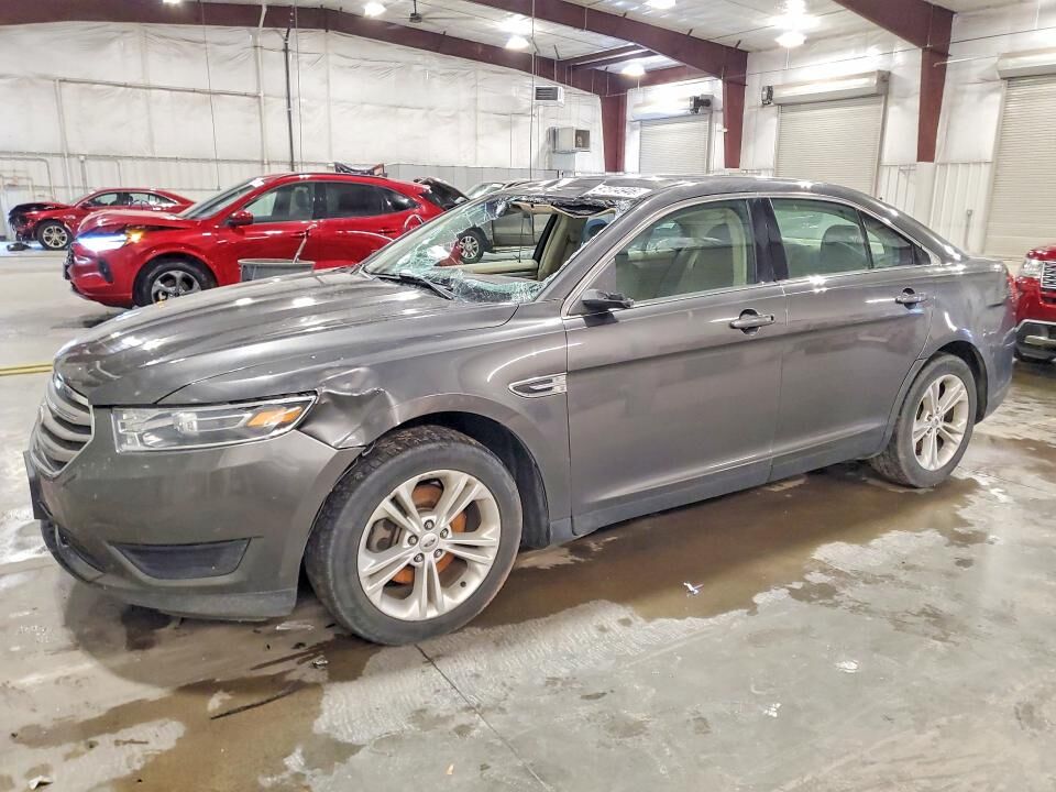 2015 FORD Taurus