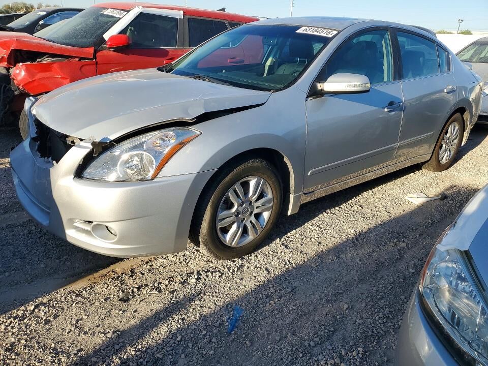 2012 NISSAN Altima
