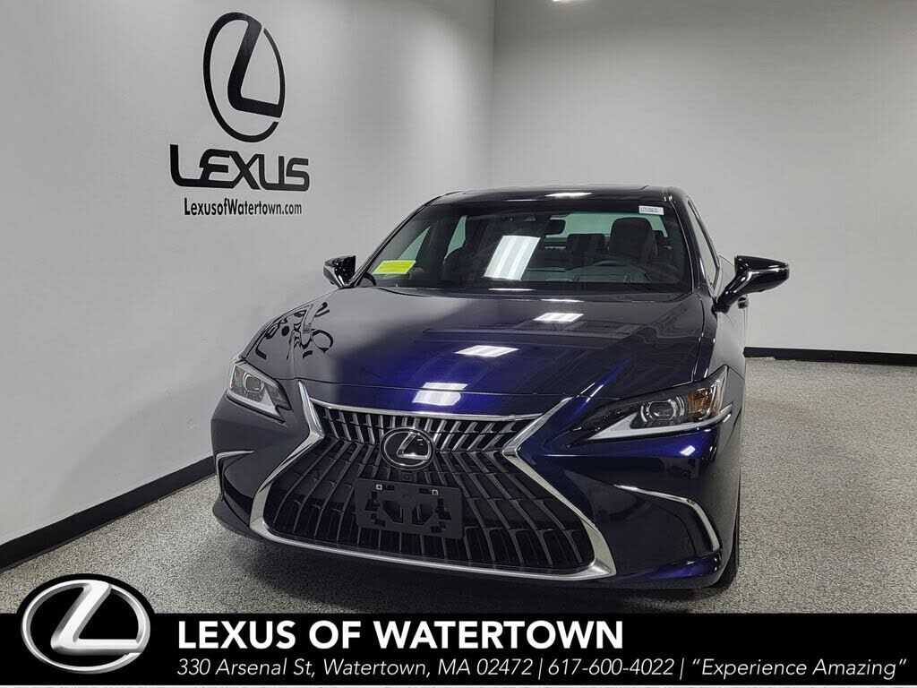 2024 LEXUS ES