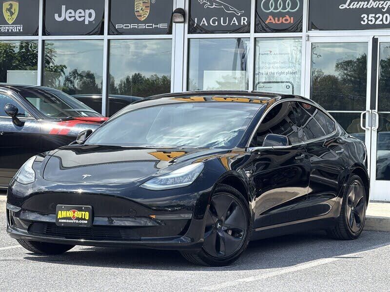 2019 TESLA Model 3