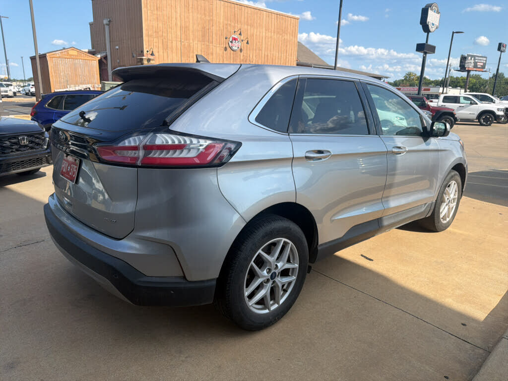 2022 FORD Edge