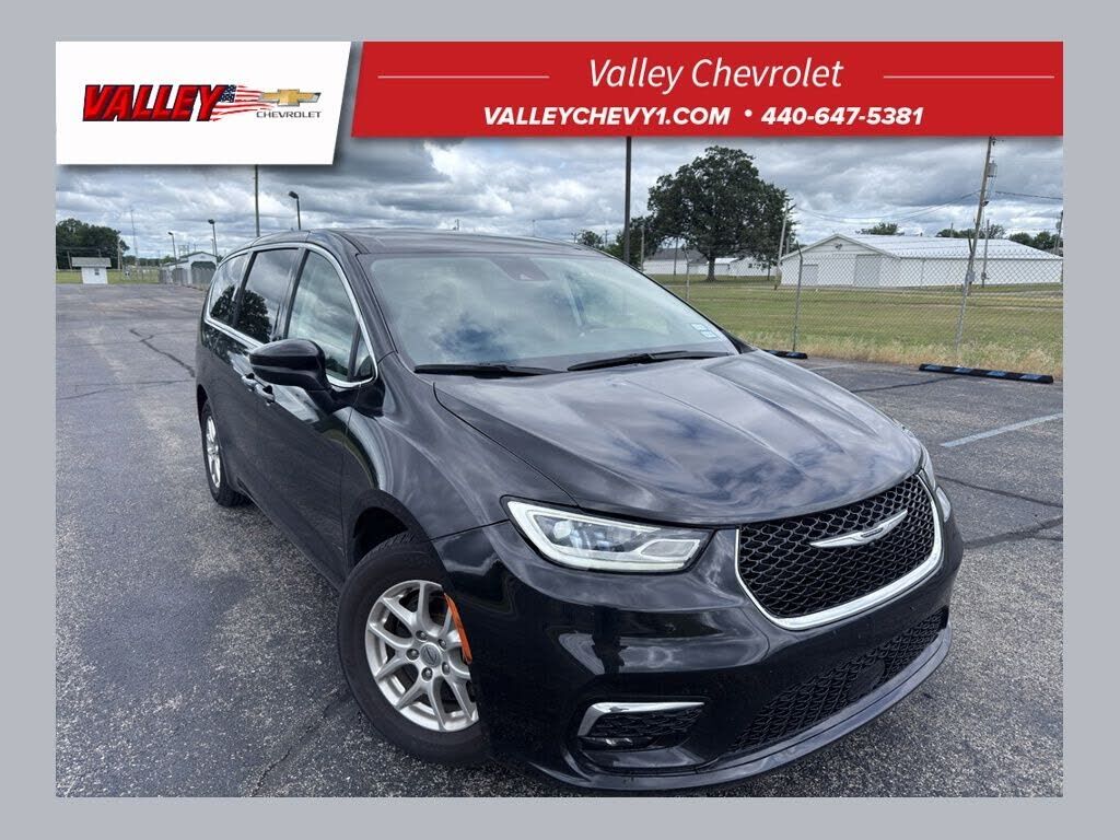 2023 CHRYSLER Pacifica