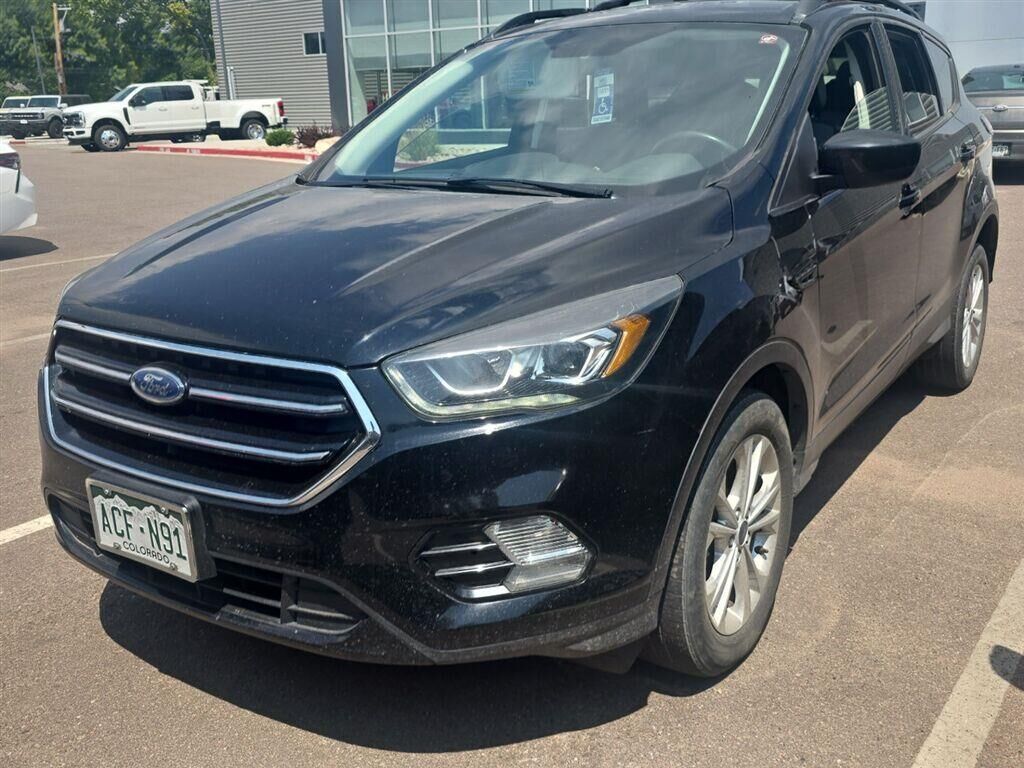 2017 FORD Escape