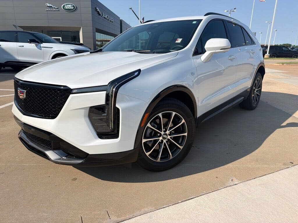2025 CADILLAC XT4