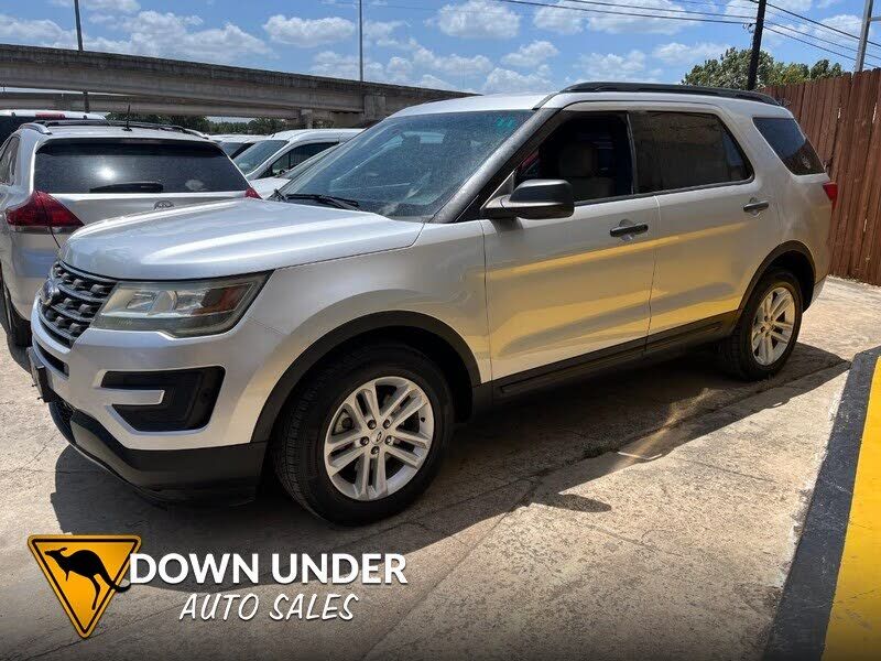 2016 FORD Explorer