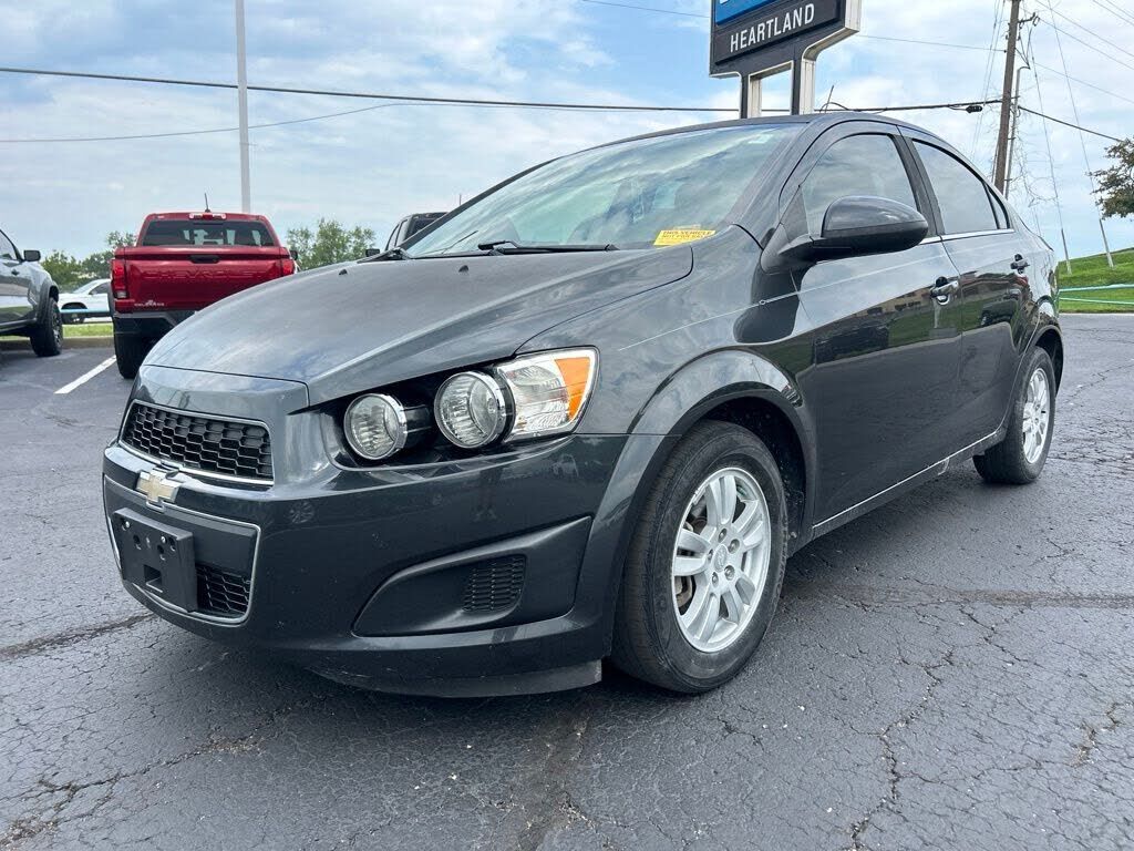 2015 CHEVROLET Sonic