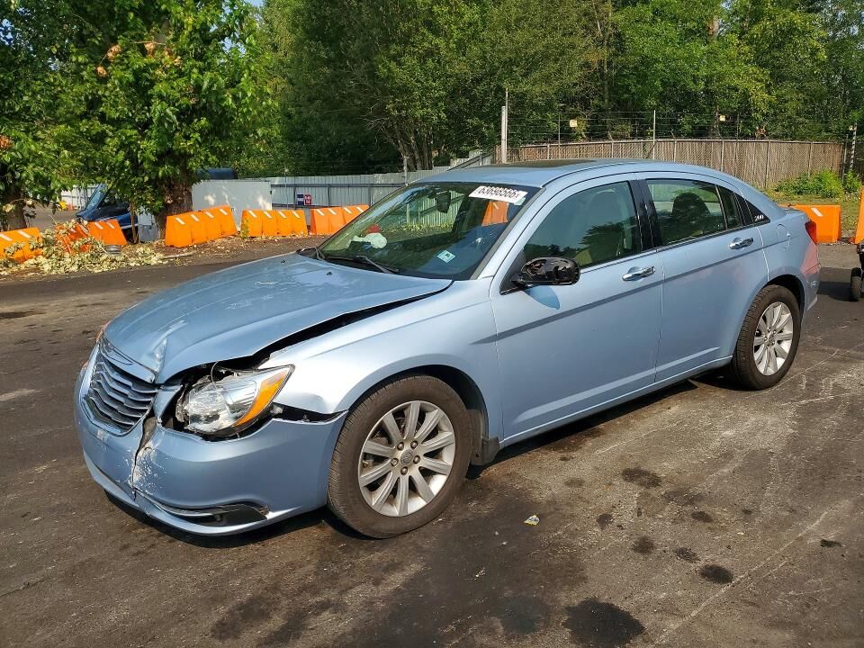 2014 CHRYSLER 200