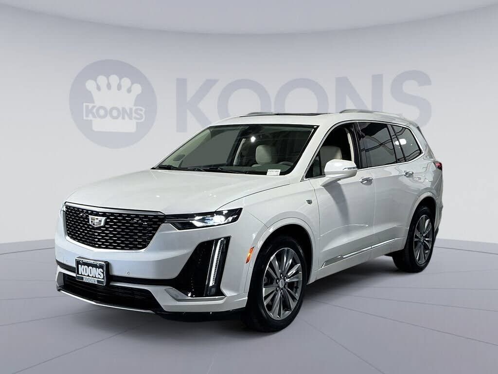 2025 CADILLAC XT6