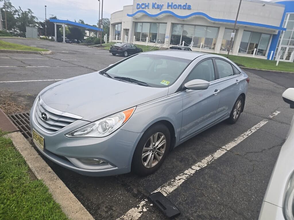 2013 HYUNDAI Sonata