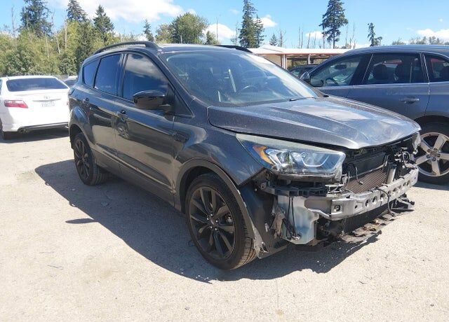 2017 FORD Escape