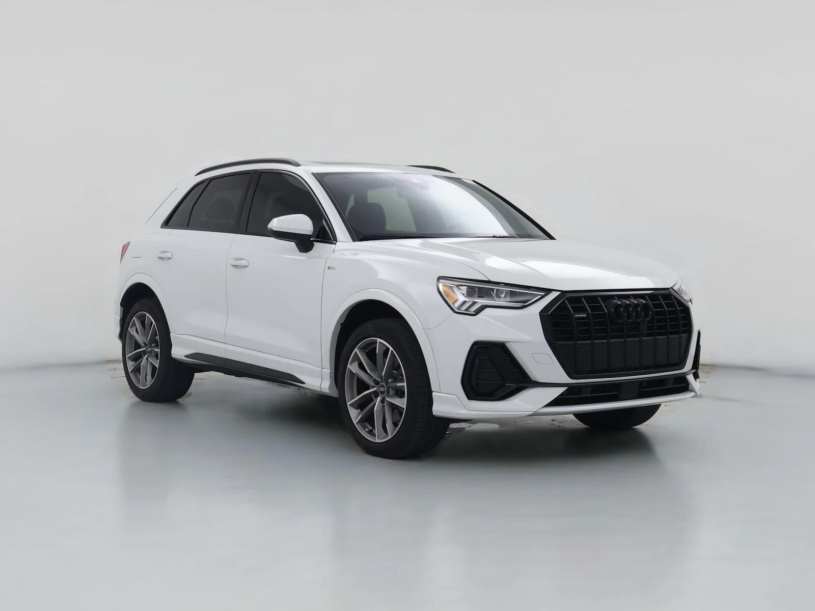 2023 AUDI Q3