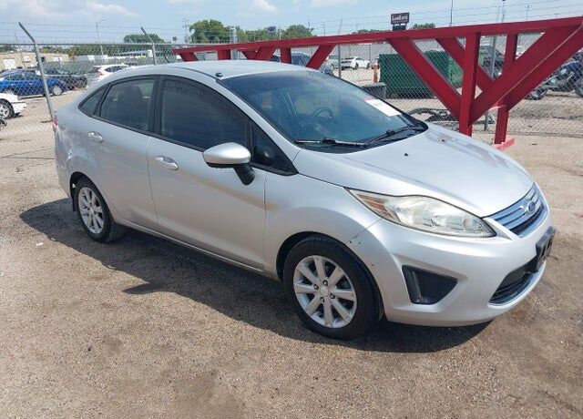 2012 FORD Fiesta