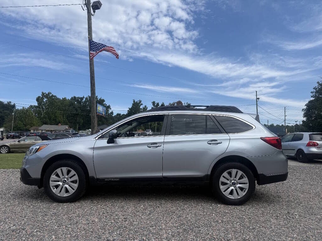 2017 SUBARU Outback